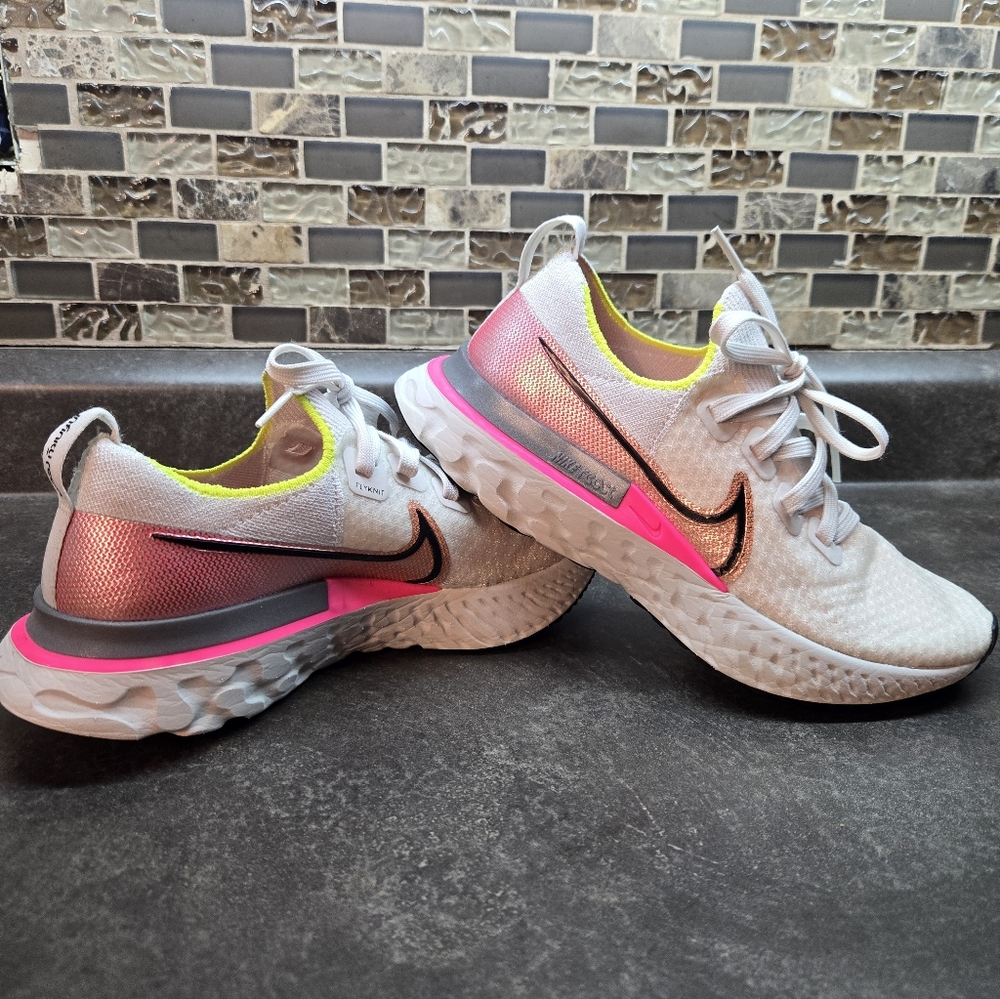 Nike React Infinity